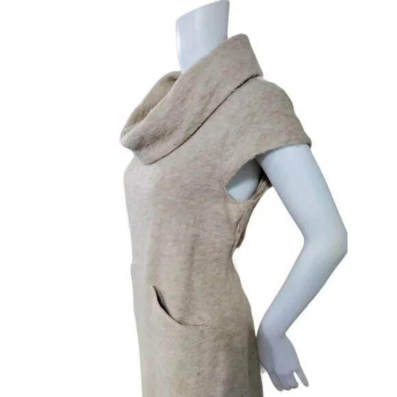 The NWT Cynthia Rowley Mohair Wool, Blend Oversized Sweater Dress in Size L - Picture 4 of 12